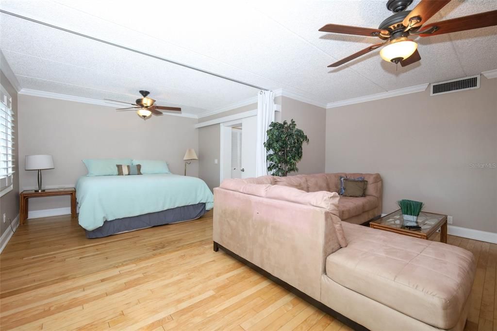 En Venta: $2,449,990 (4 camas, 4 baños, 3674 Pies cuadrados)