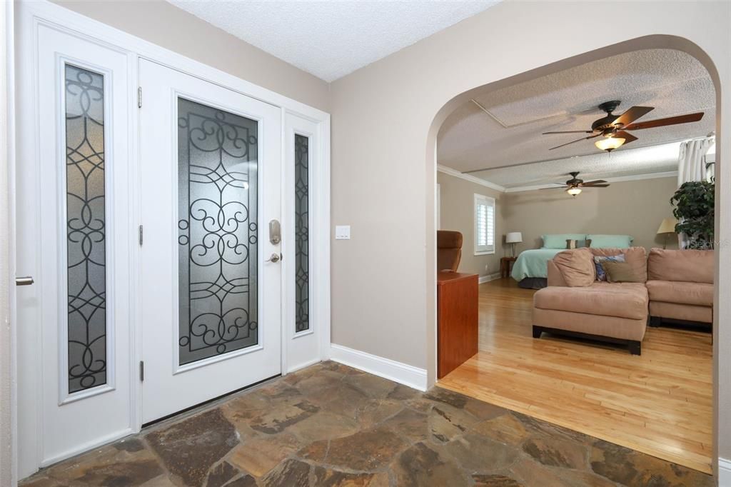 En Venta: $2,449,990 (4 camas, 4 baños, 3674 Pies cuadrados)