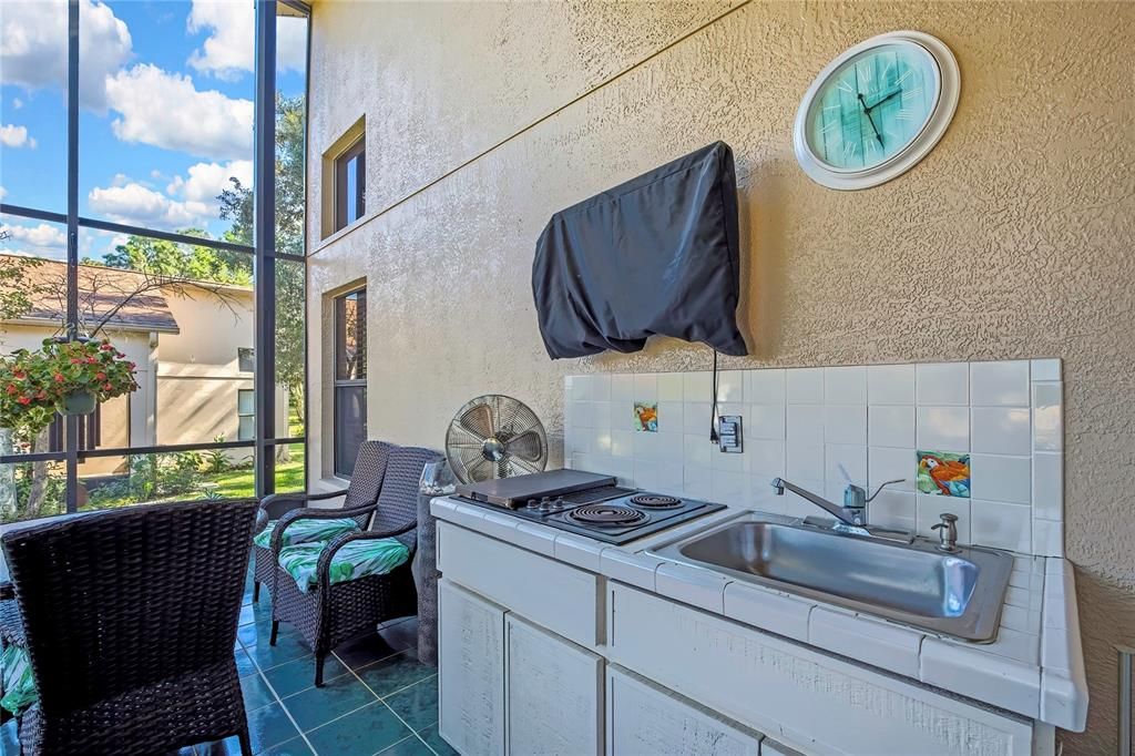 待售: $320,000 (3 贝兹, 2 浴室, 1970 平方英尺)