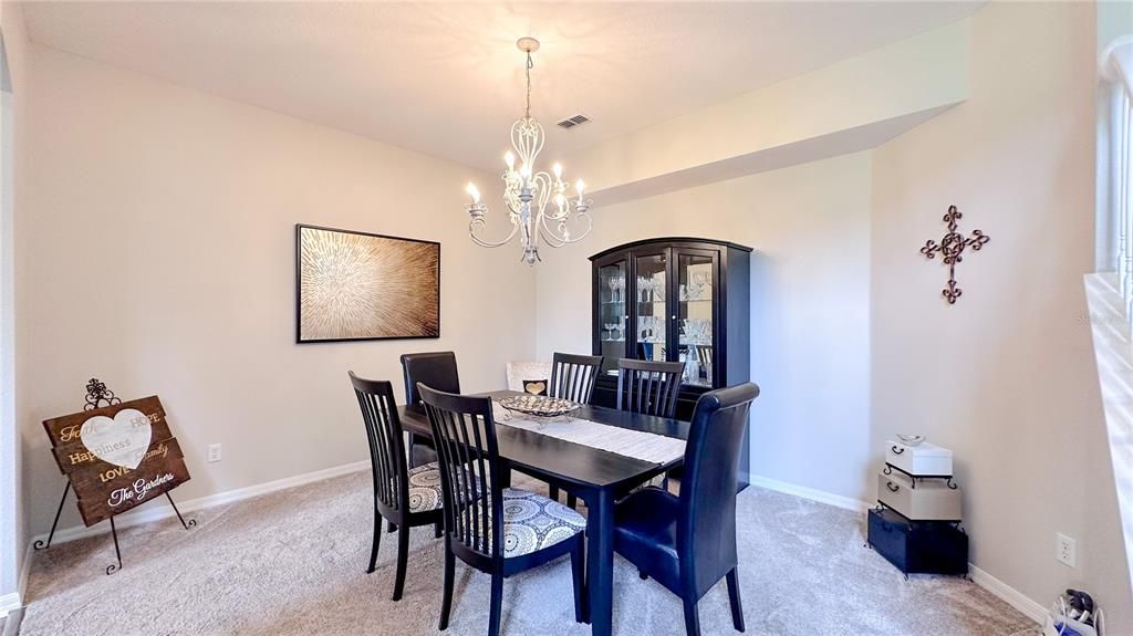 For Rent: $2,650 (3 beds, 3 baths, 2173 Square Feet)