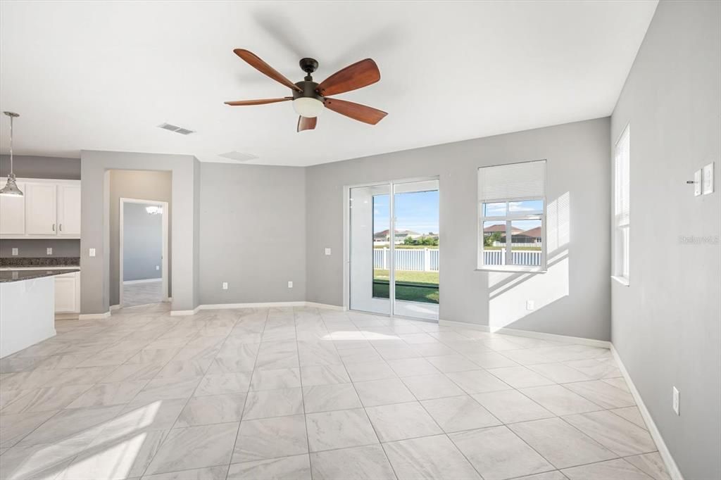 For Sale: $369,900 (4 beds, 2 baths, 2014 Square Feet)