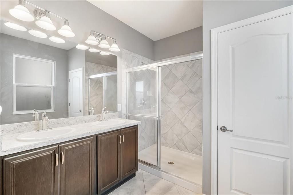 For Sale: $369,900 (4 beds, 2 baths, 2014 Square Feet)