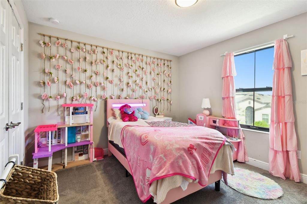 待售: $500,000 (5 贝兹, 3 浴室, 2642 平方英尺)