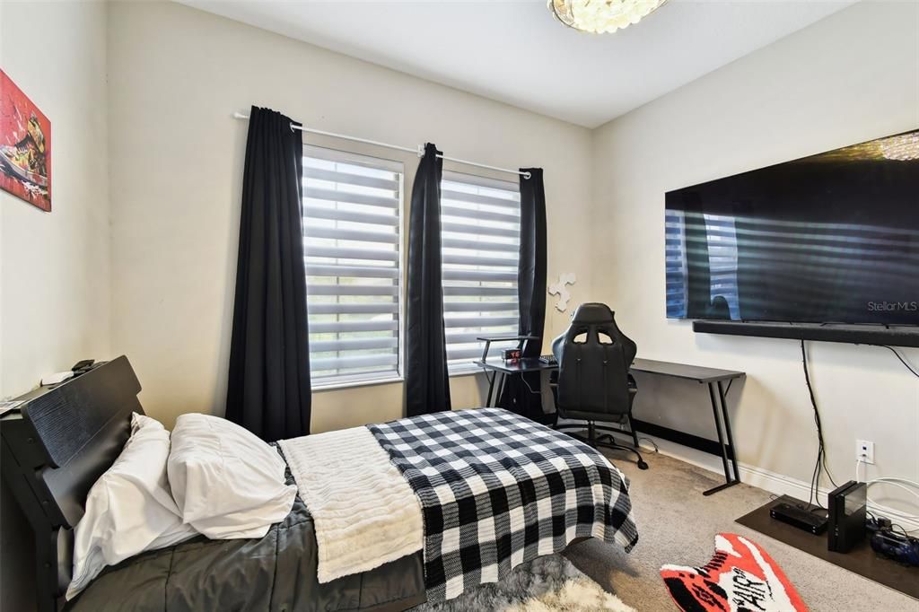 待售: $500,000 (5 贝兹, 3 浴室, 2642 平方英尺)