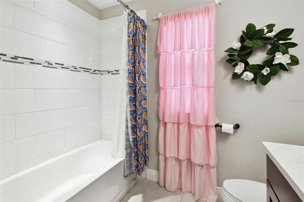 待售: $500,000 (5 贝兹, 3 浴室, 2642 平方英尺)