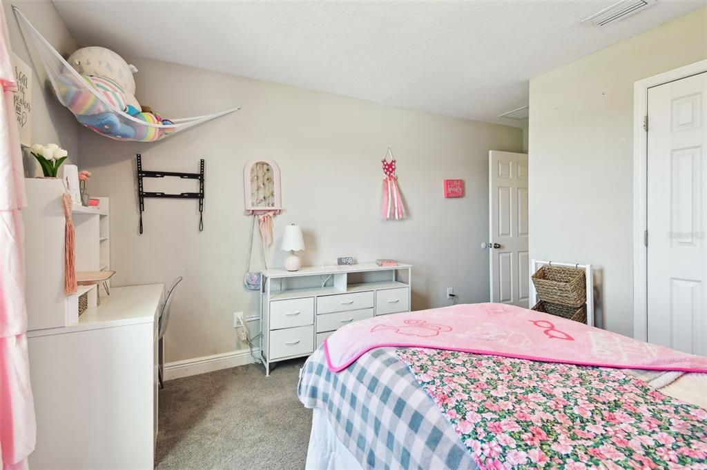 待售: $500,000 (5 贝兹, 3 浴室, 2642 平方英尺)