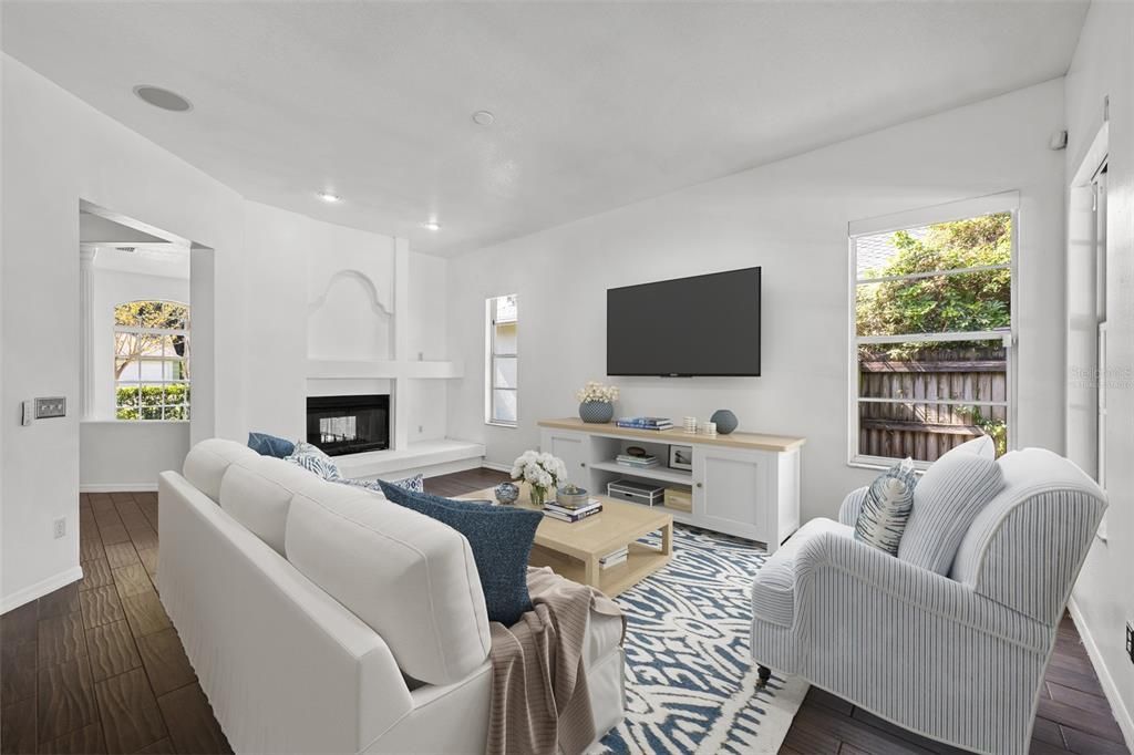 En Venta: $479,900 (4 camas, 3 baños, 2331 Pies cuadrados)