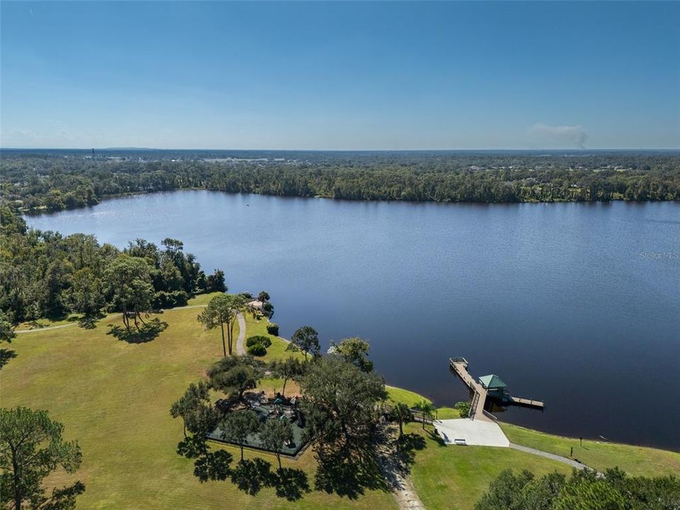 En Venta: $479,900 (4 camas, 3 baños, 2331 Pies cuadrados)