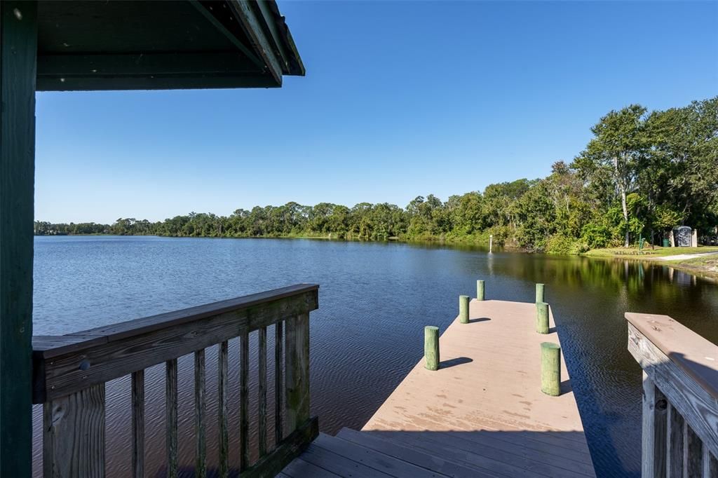 En Venta: $479,900 (4 camas, 3 baños, 2331 Pies cuadrados)