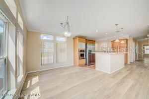 For Sale: $249,000 (2 beds, 2 baths, 1551 Square Feet)