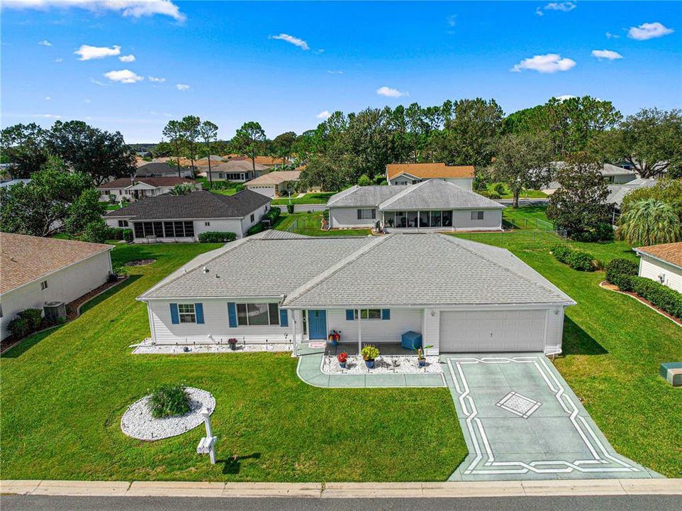 For Sale: $250,000 (2 beds, 2 baths, 1425 Square Feet)