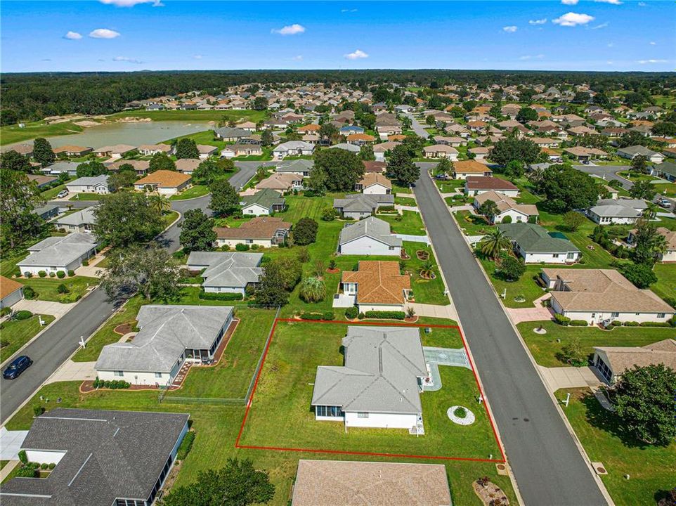 For Sale: $250,000 (2 beds, 2 baths, 1425 Square Feet)