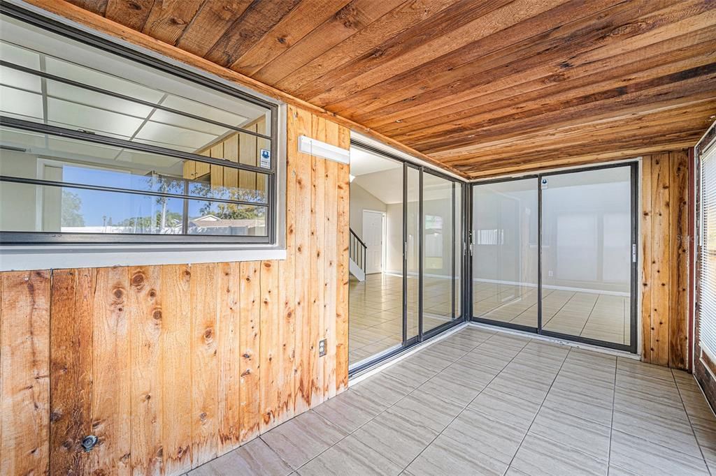 En Renta: $2,300 (4 camas, 2 baños, 1637 Pies cuadrados)