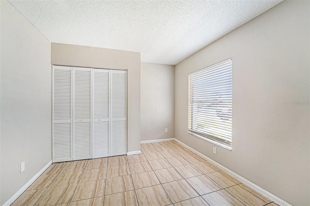 En Renta: $2,300 (4 camas, 2 baños, 1637 Pies cuadrados)