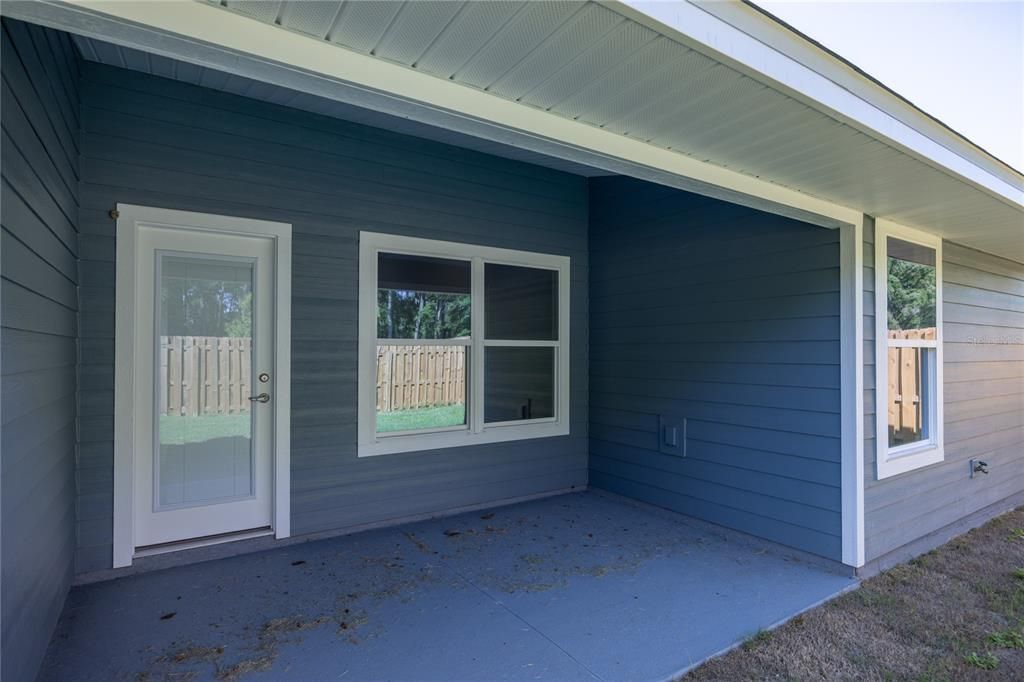 待售: $357,500 (4 贝兹, 2 浴室, 1820 平方英尺)