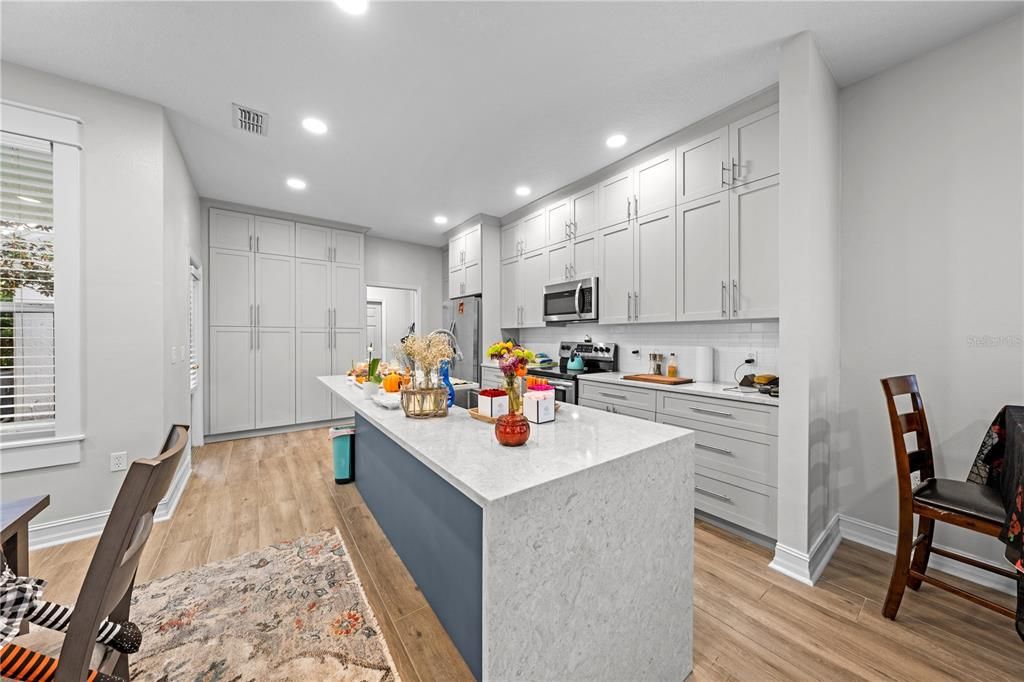 For Sale: $440,000 (4 beds, 2 baths, 2153 Square Feet)