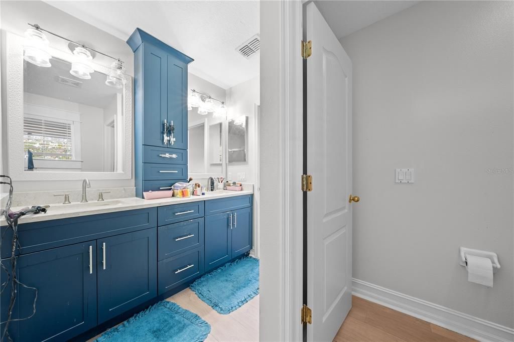 For Sale: $440,000 (4 beds, 2 baths, 2153 Square Feet)