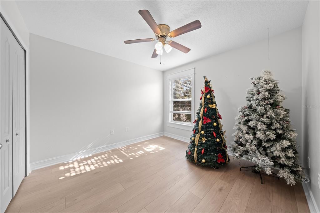 For Sale: $440,000 (4 beds, 2 baths, 2153 Square Feet)