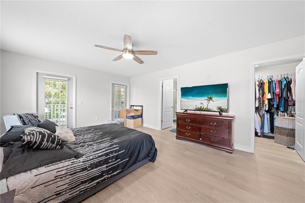 For Sale: $440,000 (4 beds, 2 baths, 2153 Square Feet)