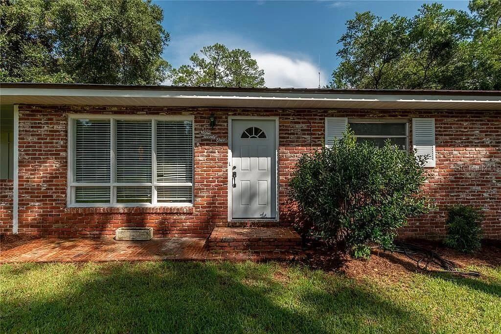 For Sale: $247,000 (3 beds, 2 baths, 1722 Square Feet)