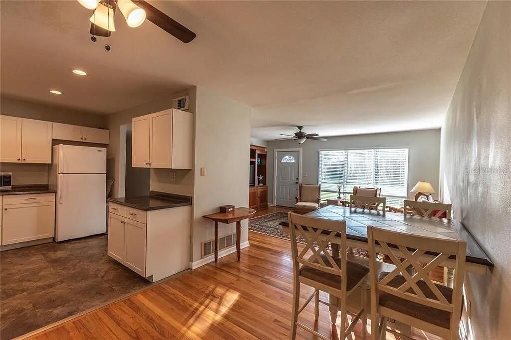 For Sale: $247,000 (3 beds, 2 baths, 1722 Square Feet)