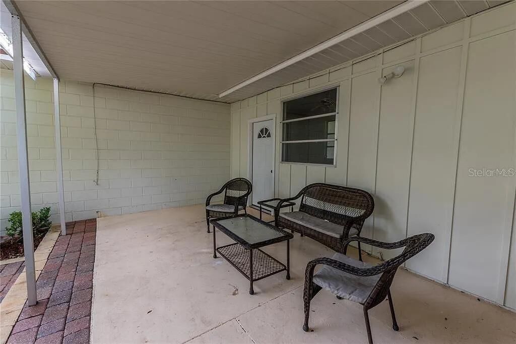 For Sale: $247,000 (3 beds, 2 baths, 1722 Square Feet)