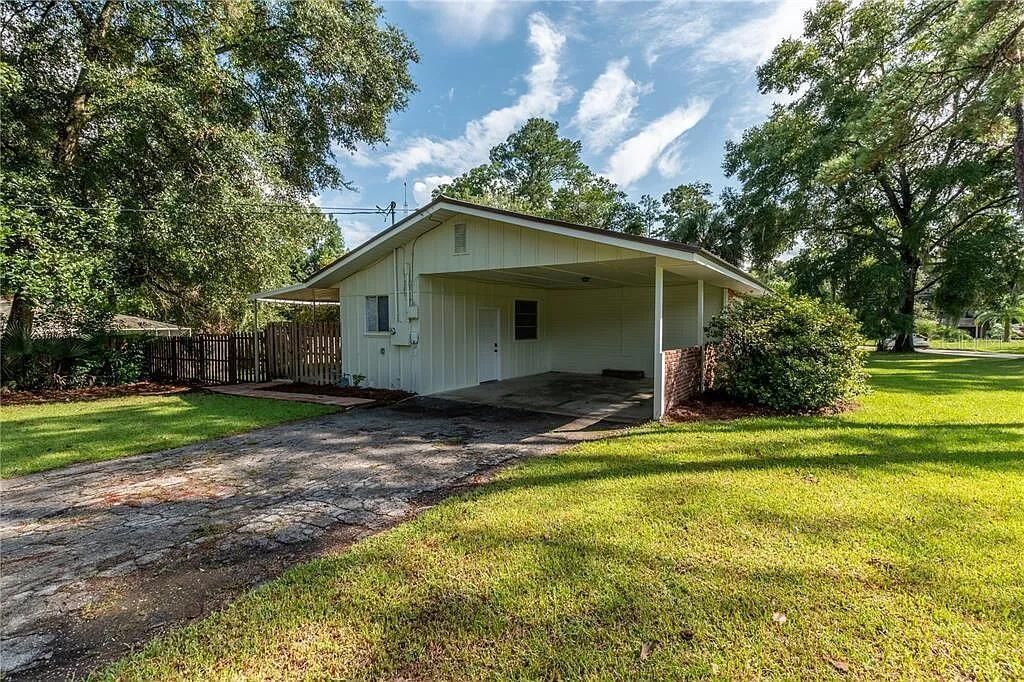 For Sale: $247,000 (3 beds, 2 baths, 1722 Square Feet)