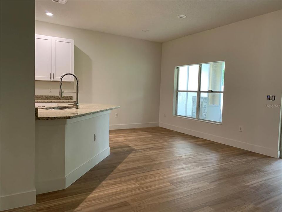 For Sale: $439,000 (3 beds, 2 baths, 1895 Square Feet)