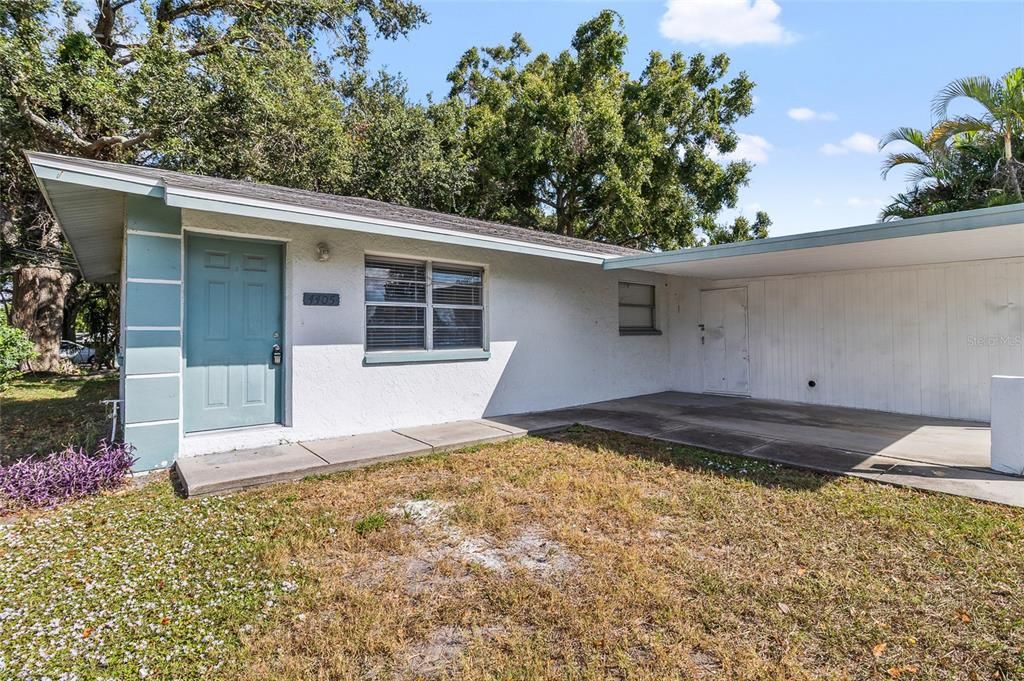 合同活跃: $415,000 (4 贝兹, 0 浴室, 1536 平方英尺)