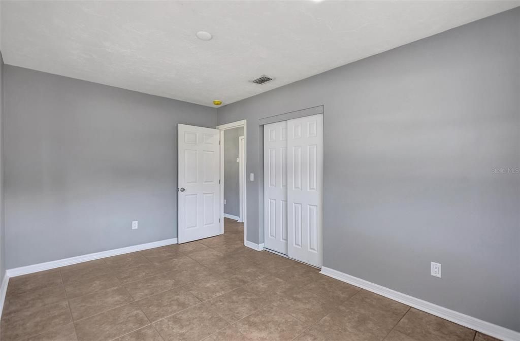 For Sale: $174,900 (3 beds, 1 baths, 1019 Square Feet)