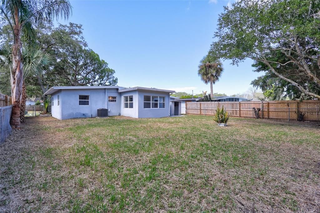 For Sale: $174,900 (3 beds, 1 baths, 1019 Square Feet)