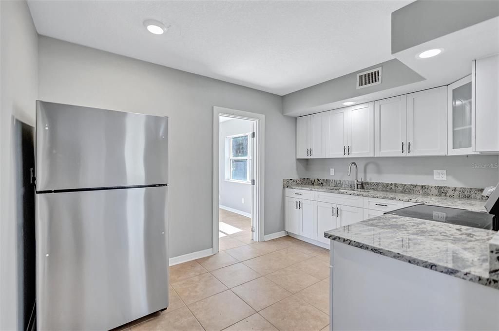 For Sale: $174,900 (3 beds, 1 baths, 1019 Square Feet)