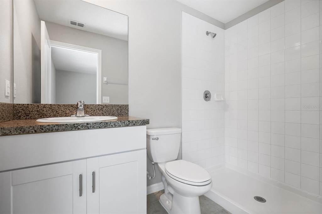 出租: $2,695 (4 贝兹, 3 浴室, 2576 平方英尺)