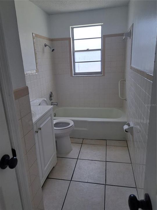 For Rent: $1,500 (2 beds, 1 baths, 728 Square Feet)