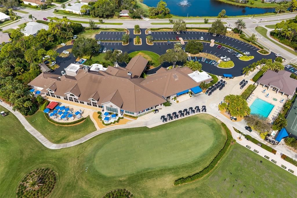 合同活跃: $463,000 (3 贝兹, 2 浴室, 2036 平方英尺)