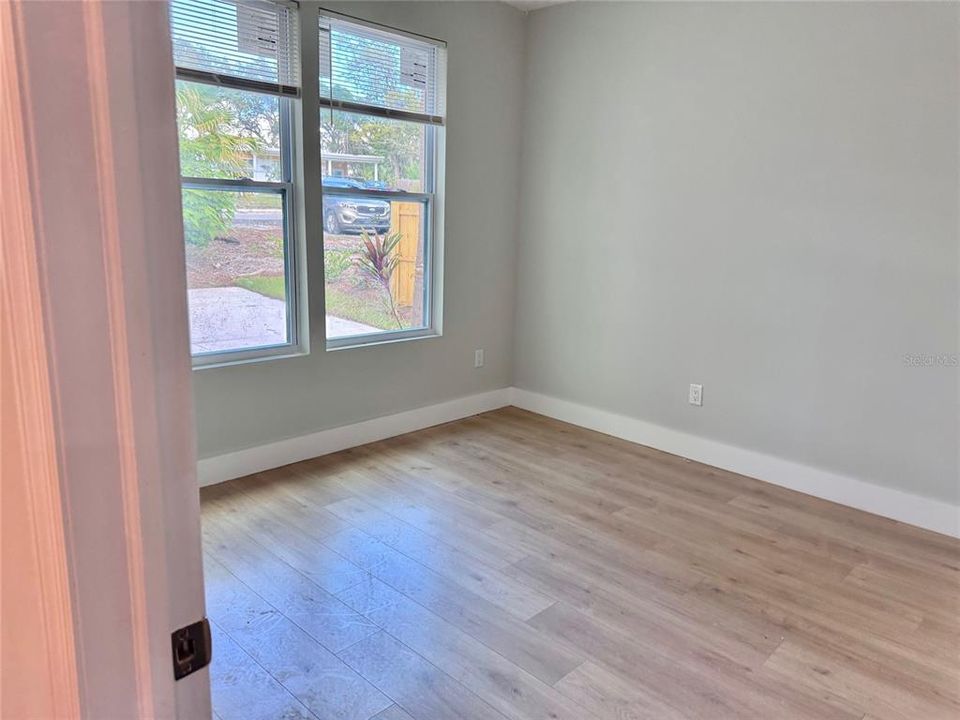 For Sale: $312,000 (3 beds, 2 baths, 1230 Square Feet)