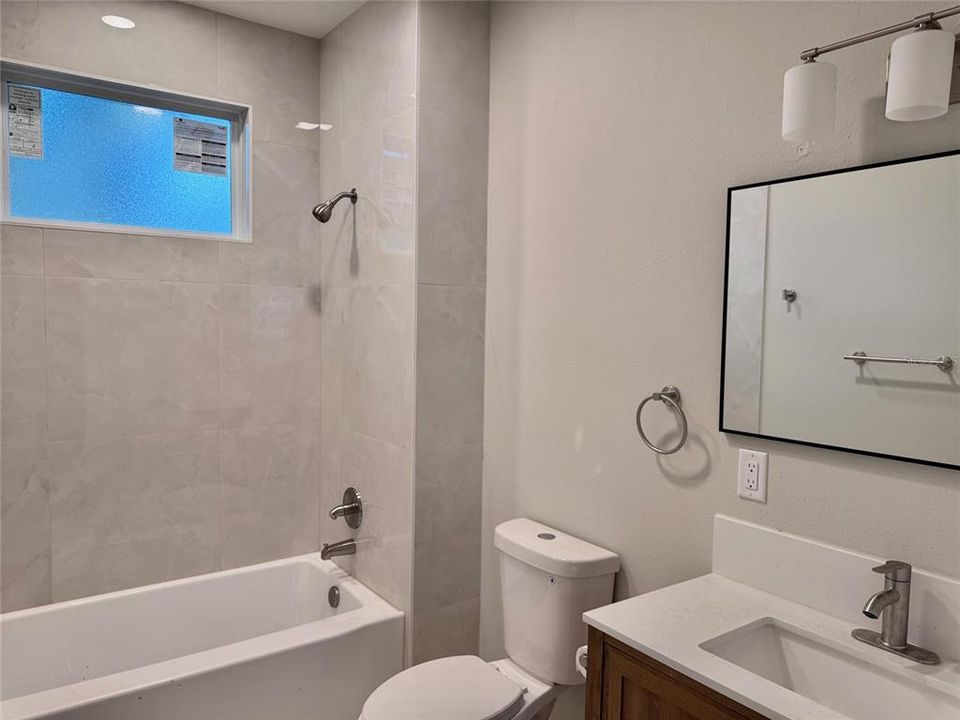 For Sale: $312,000 (3 beds, 2 baths, 1230 Square Feet)