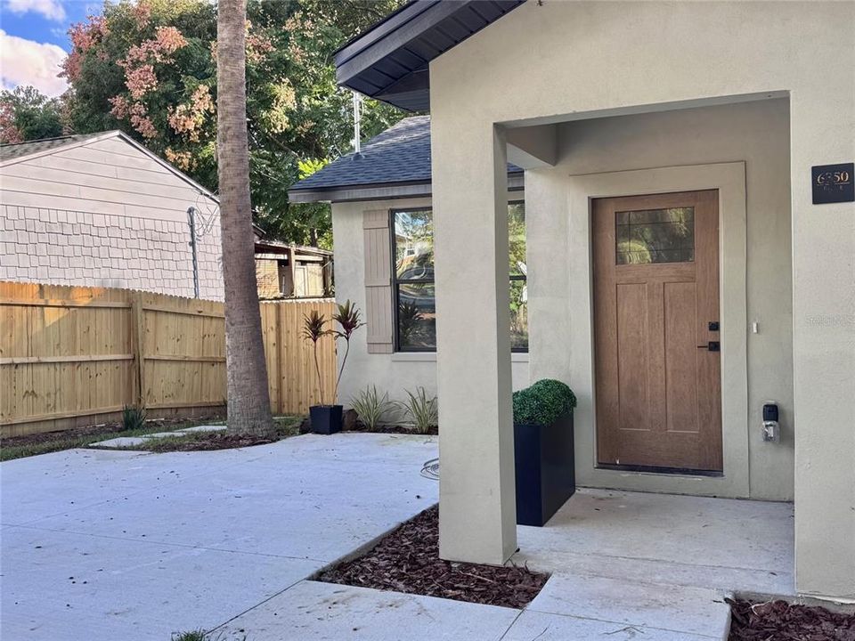 For Sale: $312,000 (3 beds, 2 baths, 1230 Square Feet)