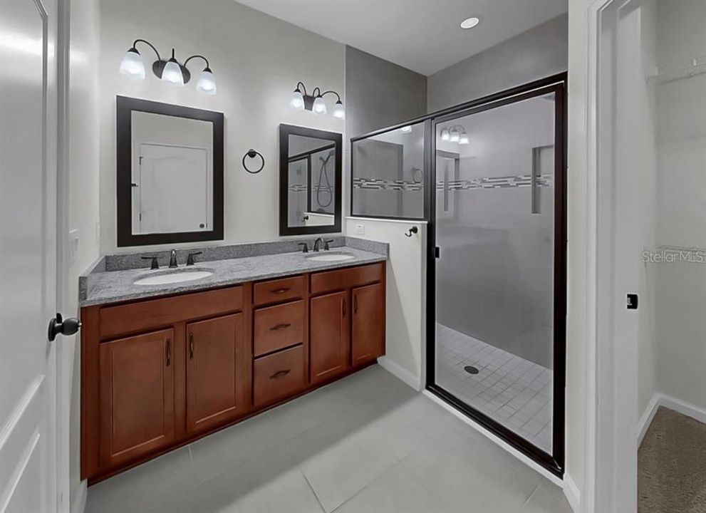 Active With Contract: $375,000 (3 beds, 2 baths, 2017 Square Feet)