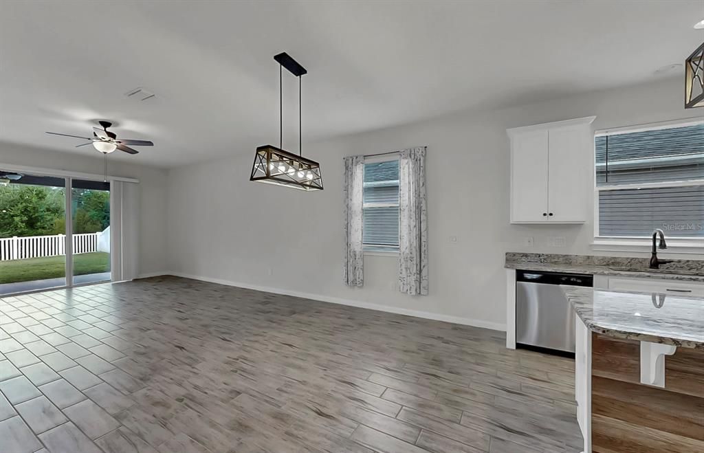 Active With Contract: $375,000 (3 beds, 2 baths, 2017 Square Feet)
