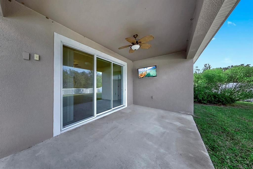 Active With Contract: $375,000 (3 beds, 2 baths, 2017 Square Feet)