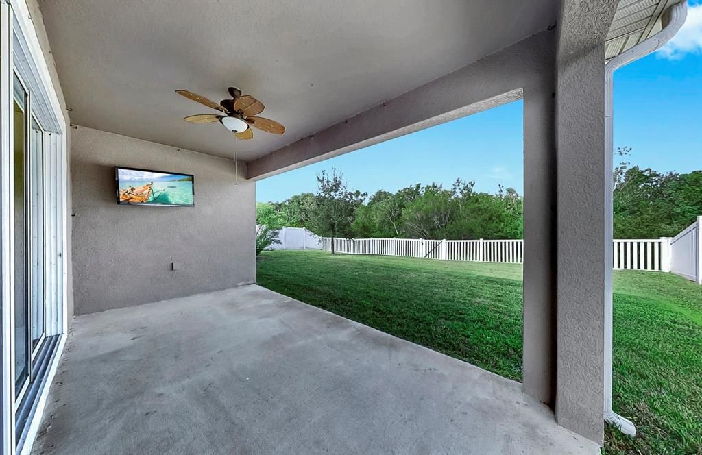 Active With Contract: $375,000 (3 beds, 2 baths, 2017 Square Feet)