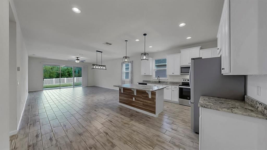 Active With Contract: $375,000 (3 beds, 2 baths, 2017 Square Feet)