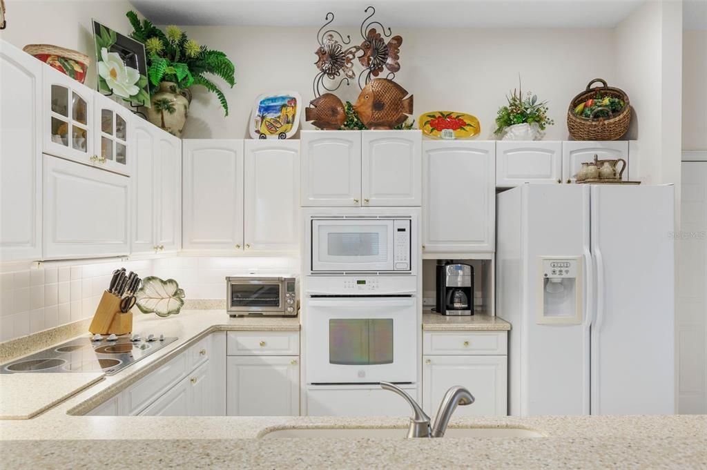 En Venta: $950,000 (3 camas, 2 baños, 2336 Pies cuadrados)