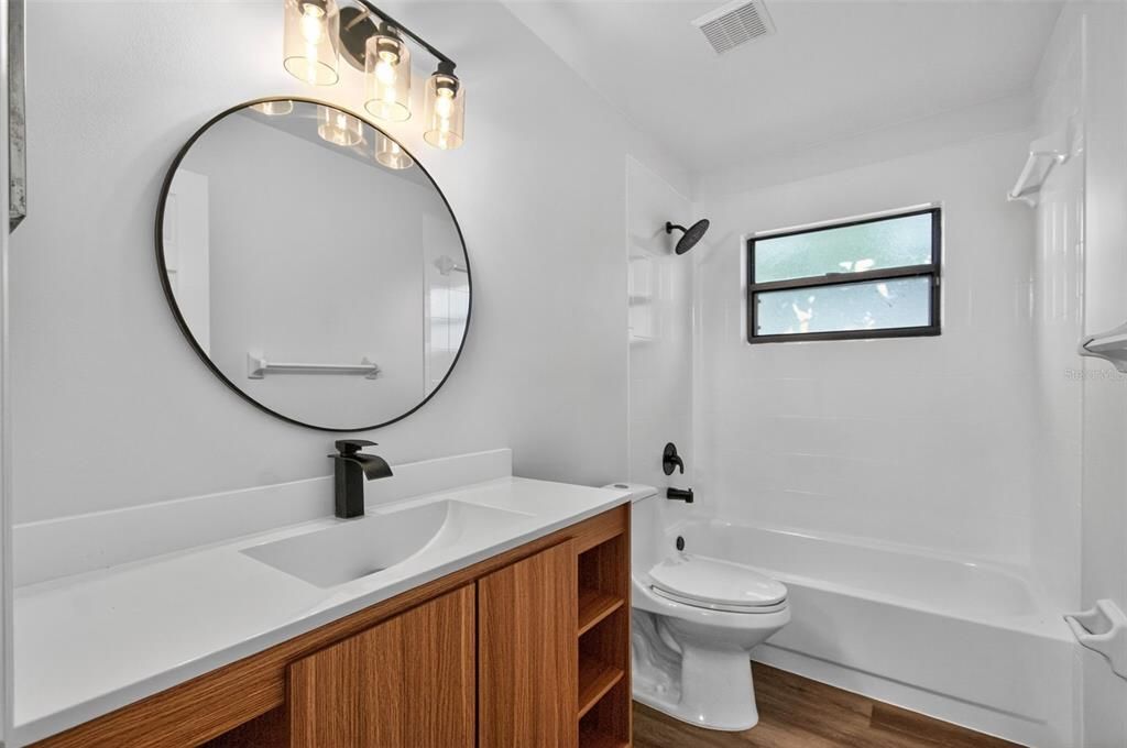 Active With Contract: $349,900 (3 beds, 2 baths, 2007 Square Feet)