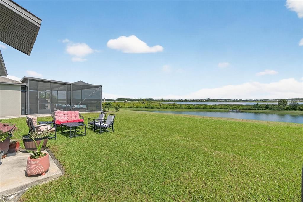 For Rent: $3,400 (6 beds, 2 baths, 2902 Square Feet)