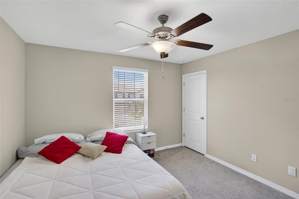 For Rent: $3,400 (6 beds, 2 baths, 2902 Square Feet)