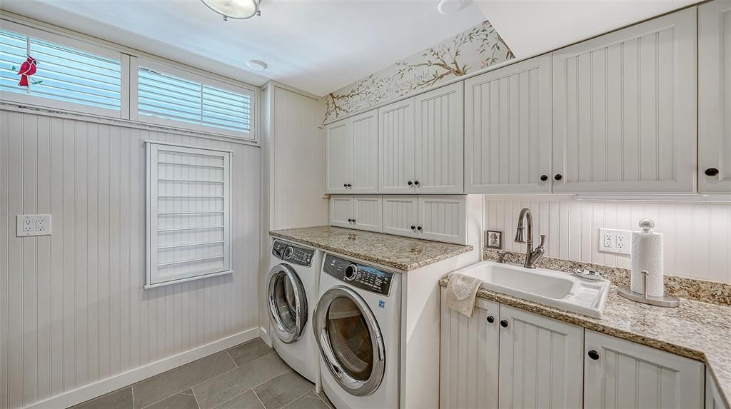 For Sale: $3,490,000 (3 beds, 3 baths, 3284 Square Feet)