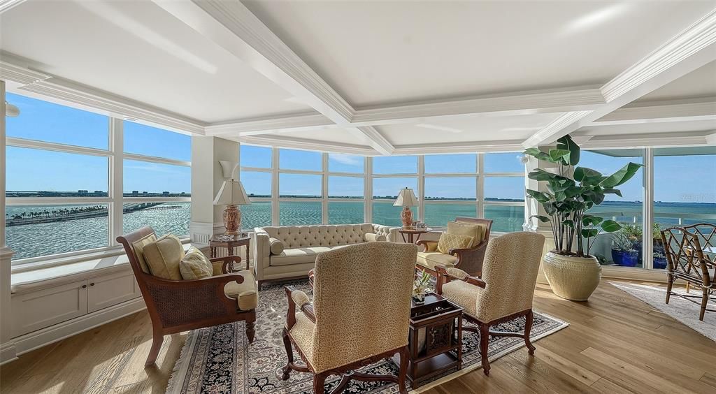 For Sale: $3,490,000 (3 beds, 3 baths, 3284 Square Feet)