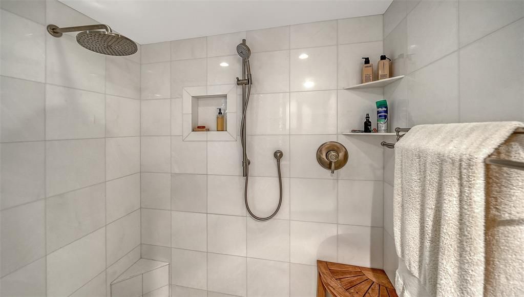 For Sale: $3,490,000 (3 beds, 3 baths, 3284 Square Feet)